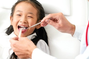 child getting a dental checkup
